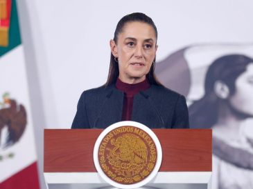 La Presidenta adelantó que a los libros se les incorporará mayor contenido sobre mujeres en la historia de México. EFE/S. Gutiérrez