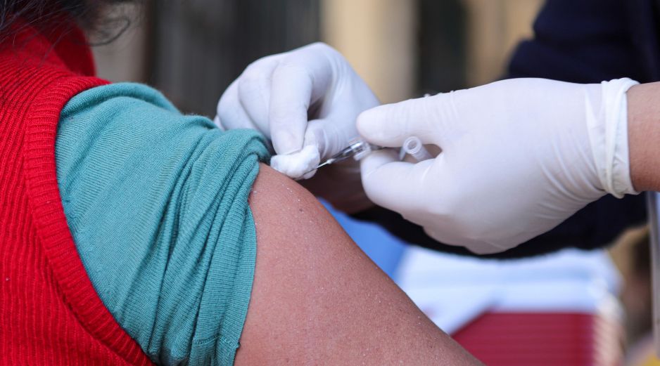 Personas con esquemas incompletos deben acudir a su unidad de salud para actualizar su vacunación. EL INFORMADOR/ARCHIVO