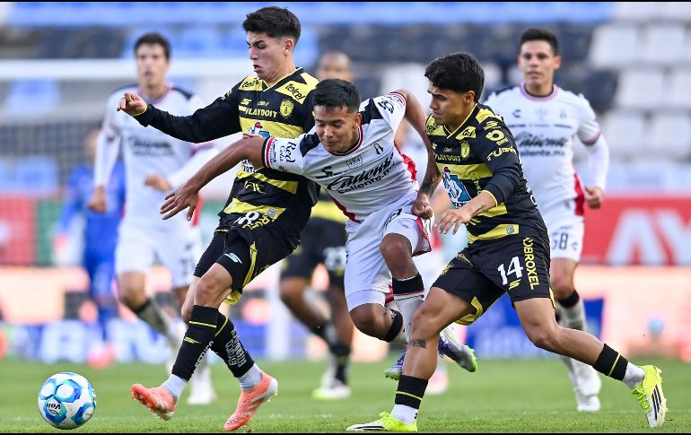 Atlas se queda con 10 puntos y pierde posiciones, mientras Pachuca llega a 11 unidades y escala en la clasificación. IMAGO7.