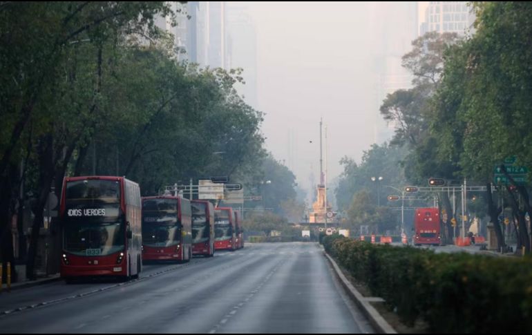 Las autoridades ambientales continuarán monitoreando la calidad del aire y actualizarán a la población sobre la evolución de la contingencia en los siguientes boletines oficiales. SUN / ARCHIVO