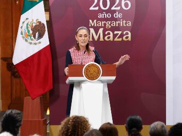 La Presidenta de México, Claudia Sheinbaum, anunció los incentivos para la industria cinematográfica y audiovisual en el salón Tesorería de Palacio Nacional. SUN/ D. Simón
