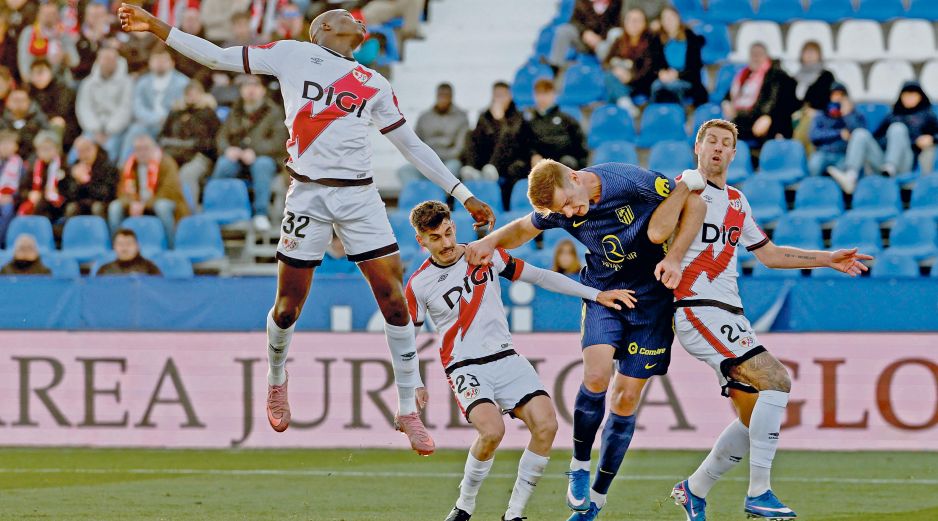 Nobel Mendy sentenció el encuentro poniendo el 3-0 al minuto 76. AFP
