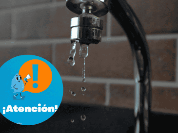 El organismo exhortó a la población a tomar precauciones y  en caso de requerir servicio de pipas gratuitas, los usuarios pueden contactar a SIAPATEL, con marcación rápida 073. ESPECIAL/ Unsplash/ Facebook/ Siapa Gdl