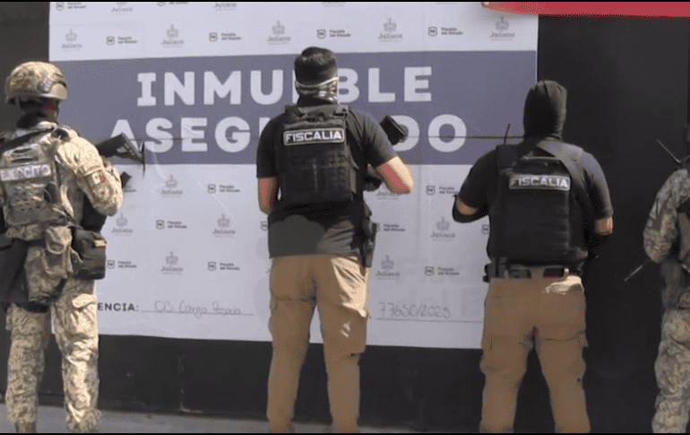 Tras las investigaciones, se ubicó un inmueble en la calle San Miguel, en la colonia El Campesino, en San Pedro Tlaquepaque. ESPECIAL / FISCALÍA DEL ESTADO DE JALISCO