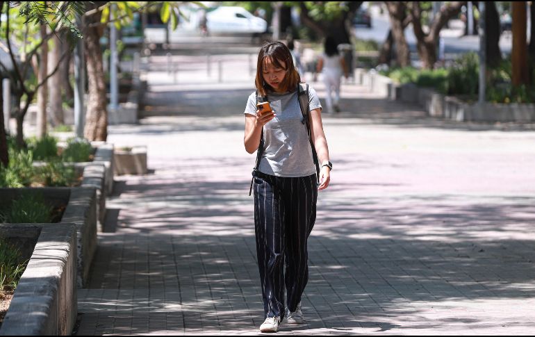 El uso abusivo de las redes e internet en adolescentes se determinó en más 16 horas semanales. EL INFORMADOR/ARCHIVO