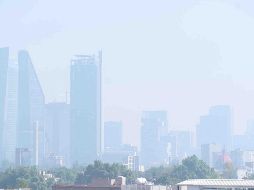 Los pronósticos meteorológicos anticipan que la calidad del aire hoy en la Ciudad de México seguirá siendo mala. SUN/S. Cadena