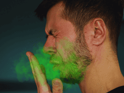 La halitosis usualmente está relacionada con una mala higiene oral. ESPECIAL / CANVA