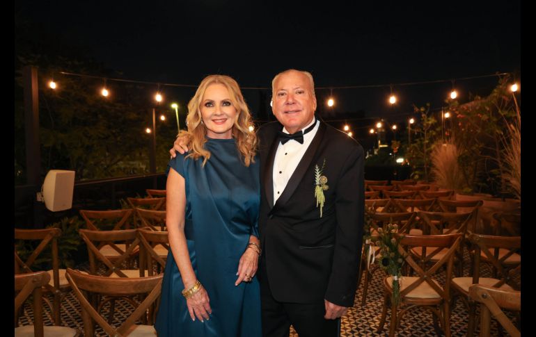 Rocío Sicari Zaragoza y David Parra Grave. GENTE BIEN JALISCO / Boda civil de Paloma Parra Sicari y Fernando Herrero