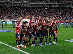 En medio de una temporada que ilusiona a su afición, las Chivas enfrentan un dilema tan silencioso como determinante. IMAGO7.