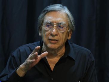 Óscar Trejo Zaragoza reflexionó sobre el teatro como espacio de incomodidad y cuestionamiento a partir de ¿Qué pasa aquí?, drama que sitúa el conflicto en lo íntimo y lo aparentemente normal. EL INFORMADOR/ A. NAVARRO.