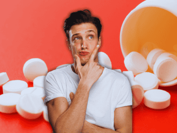 El ácido acetilsalicílico es el antiinflamatorio y analgésico más prescrito, pero tiene algunos efectos. ESPECIAL / CANVA