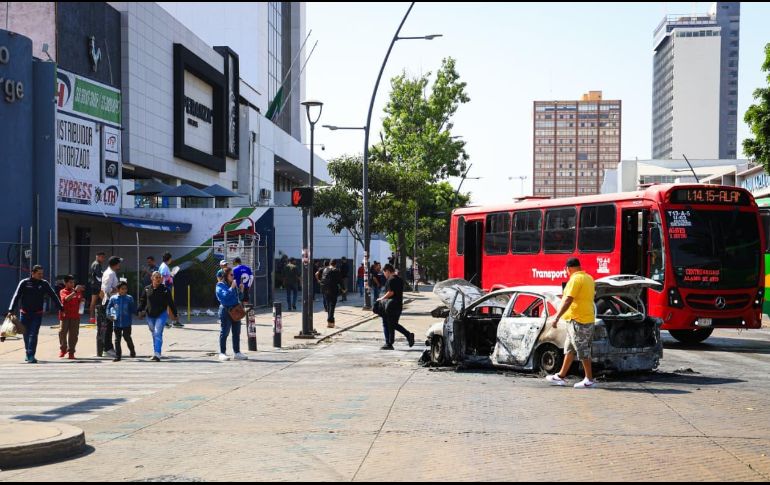 Suspenden actividades públicas y FICC en Tlajomulco por bloqueos y enfrentamientos armados