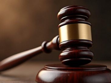 Según la acusación formal, el imputado enfrenta cargos por conspiración para distribuir sustancias controladas y, de ser declarado culpable, podría recibir una pena máxima de cadena perpetua. Pixabay