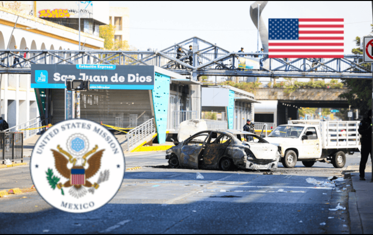 El aviso, fechado el 23 de febrero de 2026, señala que los ciudadanos estadounidenses deben refugiarse y evitar desplazamientos innecesarios en zonas específicas, entre ellas Guadalajara. EL INFORMADOR / CANVA