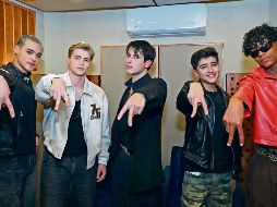 Integrantes de la agrupación Santos Bravos. EFE