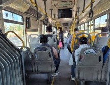 El sistema del transporte público ya ha comenzado a reincorporarse a sus recorridos habituales, informó este martes el Gobernador de Jalisco, Pablo Lemus Navarro. EL INFORMADOR / M. HERNÁNDEZ