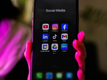 El Gobierno griego ha señalado que la iniciativa también incluye filtros especiales para proteger a los menores de la exposición a plataformas peligrosas como las de apuestas, de citas en línea y sitios de contenido sexual. Unsplash