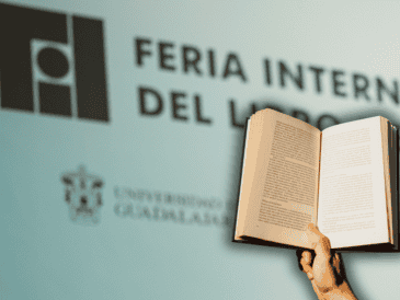 De acuerdo con la convocatoria, podrán aspirar al reconocimiento escritoras y escritores con obra de creación en narrativa, poesía, dramaturgia o libro álbum, publicada en español o portugués. EL INFORMADOR/ARCHIVO ESPECIAL/Canva