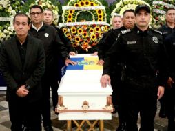 Durante el homenaje se recordó que el oficial custodio transmitía que ser policía significa calidez, amabilidad y generosidad, además de valentía y arrojo. ESPECIAL/Secretaría de Seguridad Jalisco
