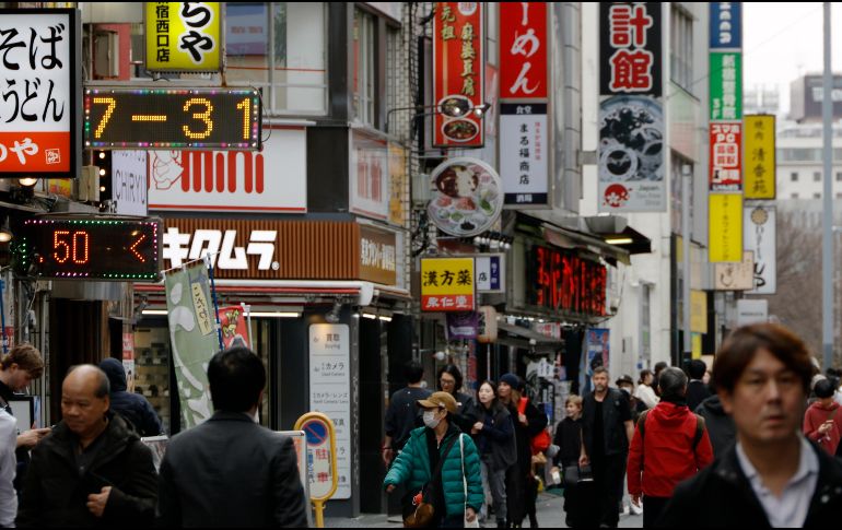 Los nacimientos en Japón rebajaron por primera vez el millón en 2016. EFE/EPA/F. Robichon