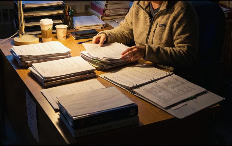 Con su eliminación, la SEP pretende que maestras y maestros concentren sus esfuerzos en el diseño de proyectos acordes con las necesidades reales de cada escuela. ESPECIAL / CANVA