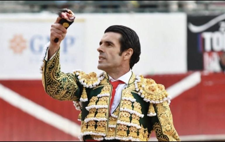 El ibérico repitió la fórmula y salió en hombros del coso de la colonia Monumental. ESPECIAL.