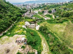 Terrenos ejidales se ofertan como desarrollos campestres en las faldas de La Primavera, pero se ubican en la zona de amortiguamiento del Área Natural Protegida, sin permisos de uso de suelo para construir. EL INFORMADOR/ A. Navarro