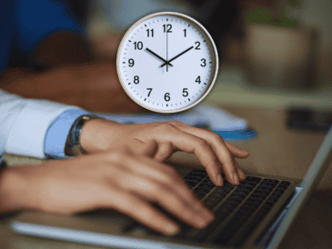 Marath Bolaños, titular de la STPS, asegura que la semana de trabajo de 40 horas "ya va a ser una realidad", después de que fue aprobada en el Congreso. ESPECIAL / CANVA