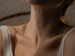 Puede haber diversas razones por las que hay temblores en el cuerpo. UNSPLASH / EL S.