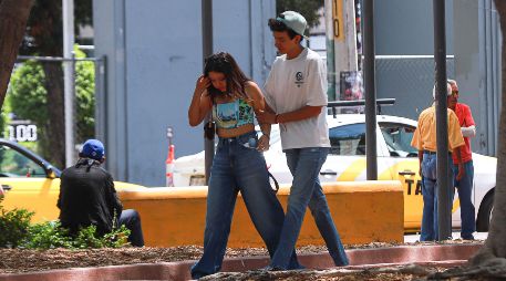 Conviértete en el adulto que necesitabas durante tu etapa de adolescente para tus hijos e hijas. EL INFORMADOR / ARCHIVO