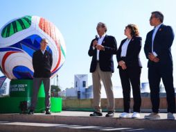 La exposición ofrece a los asistentes un viaje visual por la evolución del torneo de la FIFA y su impacto cultural. EL INFORMADOR / J. Acosta