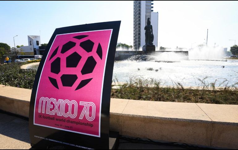 La exposición ofrece a los asistentes un viaje visual por la evolución del torneo de la FIFA y su impacto cultural. EL INFORMADOR / J. Acosta