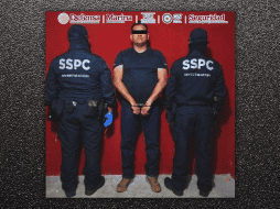 “Durante la acción se aseguraron armas, cartuchos, narcótico y equipos de comunicación