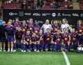 Barcelona se quedó con la Copa de Leyendas, que reunió figuras que parecía impensable ver en la ciudad y terminaron con abrazos en el centro del campo. EL INFORMADOR/ A. NAVARRO.
