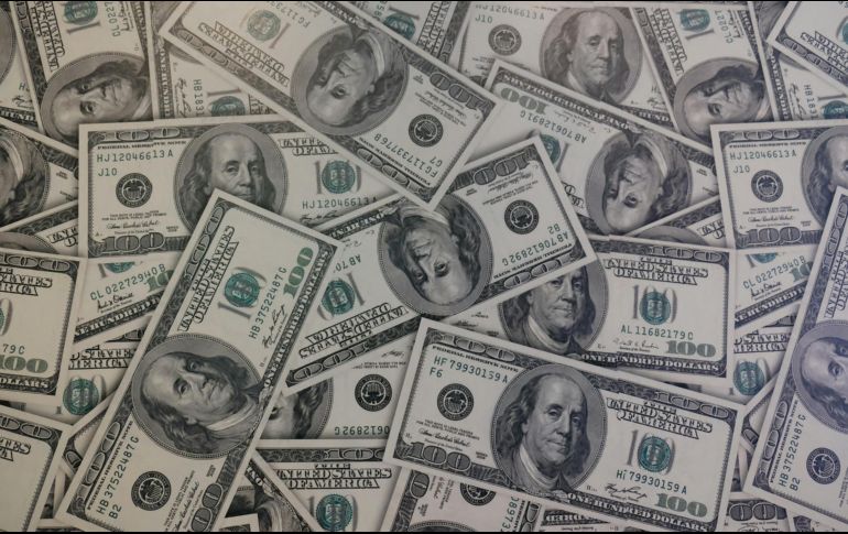 En el mercado internacional, el dólar avanzó 0.61% alcanzando su nivel más alto desde mediados de enero. Unsplash