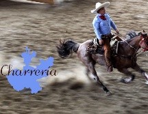 El deporte típico de Jalisco es practicado por mujeres y hombres por igual, quienes realizan una serie de suertes a caballo, combinada con algunas formas de jaripeo. EL INFORMADOR / ARCHIVO