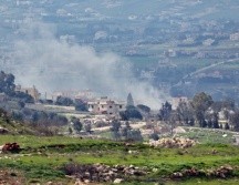 Fotografía de un ataque israelí en Líbano, uno de los países de donde mexicanos han sido evacuados. EFE/EPA/A. Safadi