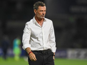 Diego Martín Cocca compareció ante los medios con una mezcla de satisfacción por el resultado y preocupación por las circunstancias que rodean el próximo Clásico Tapatío. IMAGO7.