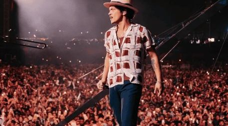 La gira mundial del cantante esta basada en su nuevo material discográfico, el cual fue lanzado el pasado 27 de febrero. X/ @BrunoMars