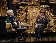 En la charla, Baranda destacó que el nuevo libro de Cross, “Tu otro nombre” (Era, 2025). SUN/Gabriel Pano