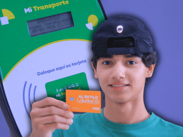Para usarla en el transporte, solo es necesario acercarla al lector al subir al camión o ingresar a estaciones del tren ligero, Mi Macro Periférico o Mi Macro Calzada. ESPECIAL/Gobierno de Jalisco