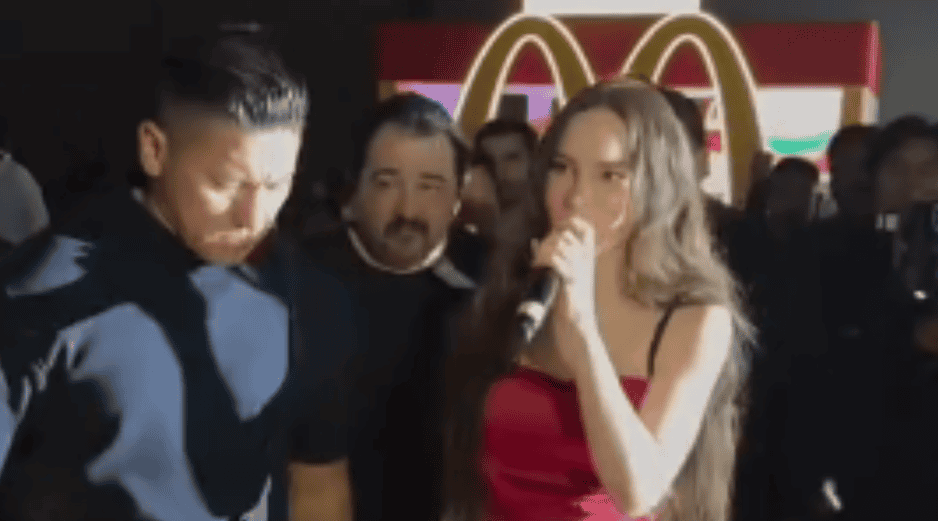 Belinda agradeció por haber sido invitada al festejo de XV y dedicó unas palabras a la cumpleañeraTIKTOK / @daiiana2314