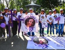 A siete años del feminicidio de Isis, su madre se une a la marcha del 8M en Guadalajara para exigir justicia por su hija y por todas las víctimas. EL INFORMADOR/ J. ACOSTA.