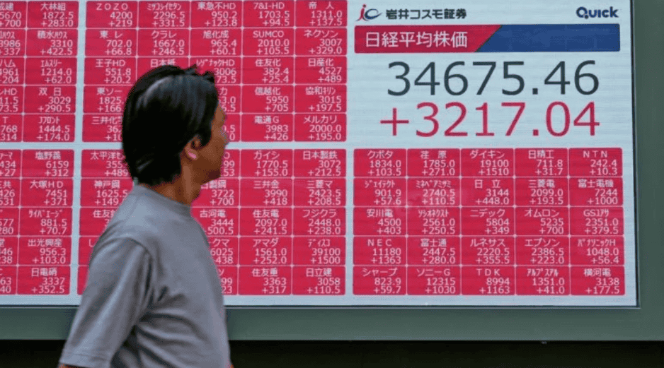 El alza en los precios del crudo es a raíz de la guerra en el Medio Oriente. XINHUA