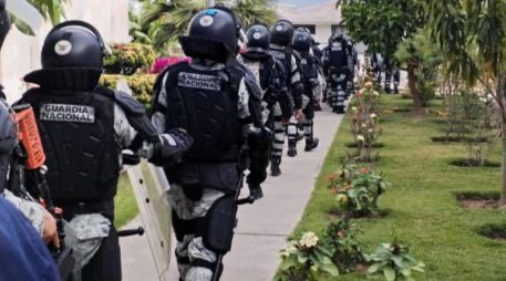 Más de 500 elementos federales y estatales realizaron operativo de revisión en el Ceinjure de Puerto Vallarta. CORTESÍA/Secretaría de Seguridad del Estado