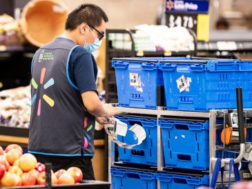 Las ofertas son válidas en las más de 2 mil sucursales físicas de Walmart y en su tienda en línea, que tiene las modalidades de entrega a domicilio y "pickup". EFE/Archivo