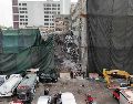 Intensa movilización de los cuerpos de emergencia tras el colapso de una estructura dentro de un edificio en demolición. SUN/V. Rosas