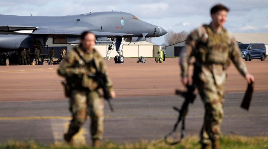 Cientos de personas han muerto en Irán a causa de los bombardeos estadounidenses-israelís, entre ellos civiles y niños. EFE/EPA/T. AKMEN