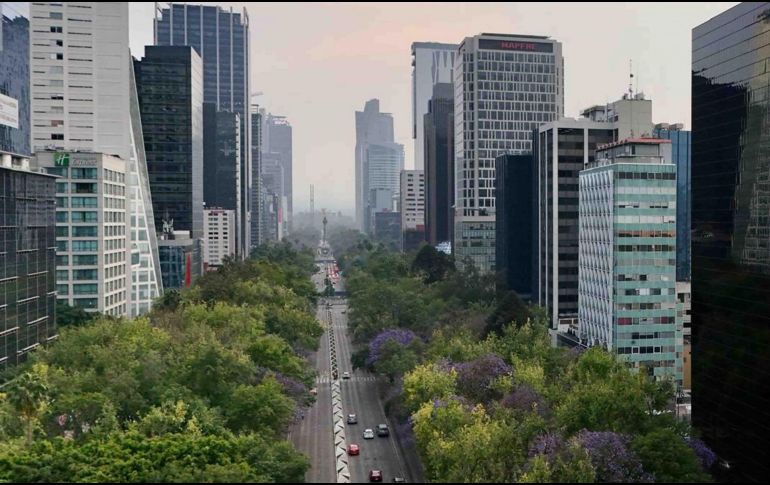 Los conductores de la ZMVM saben que si incumplen con el programa Hoy No Circula, pueden recibir una sanción económica. SUN / V. Rosas