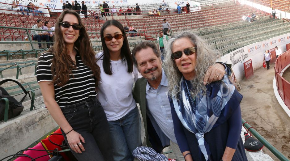 Sofía Ramírez, Ana Gabriela González, Óscar Ramírez y Lorena Urrea. GENTE BIEN JALISCO / Revista del 13 de marzo 2026